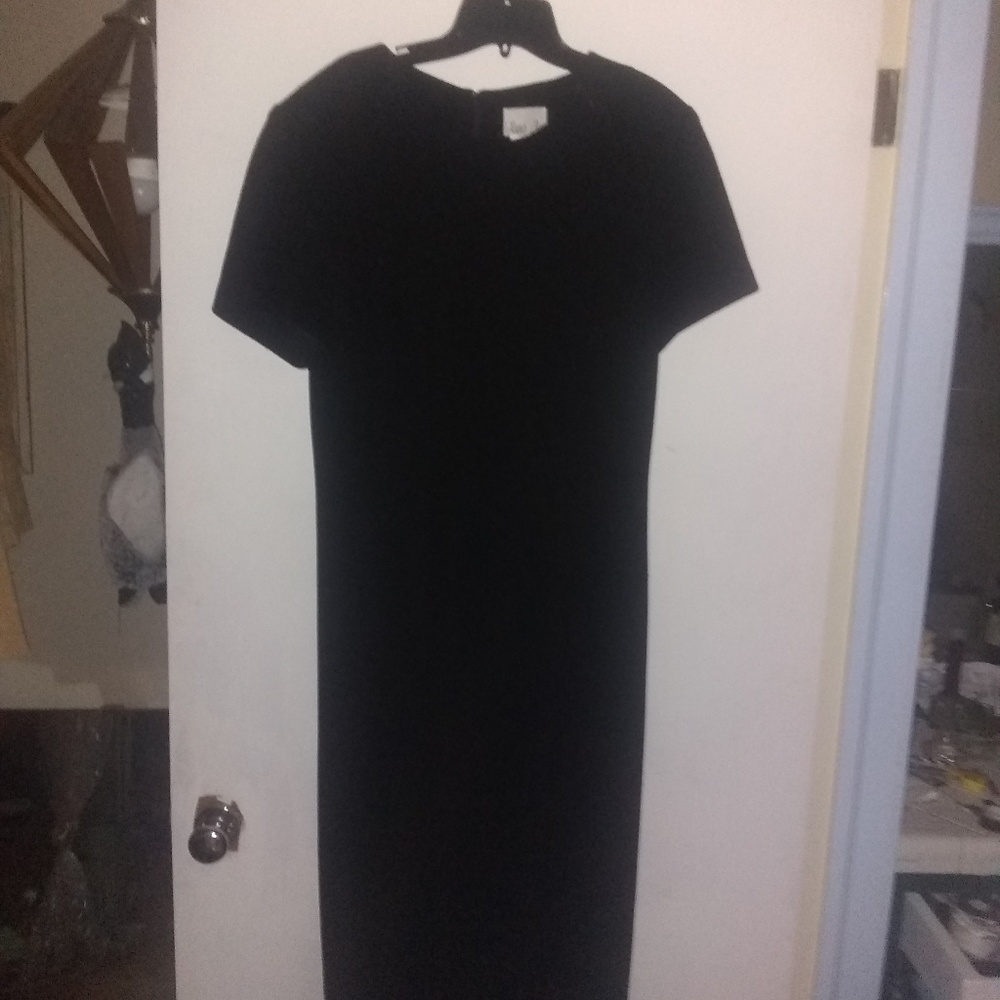 Lisa Jo Dress